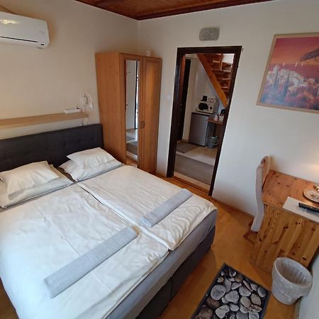 Szilvia Panzio Gyomaendrod Bed & Breakfast Dış mekan fotoğraf