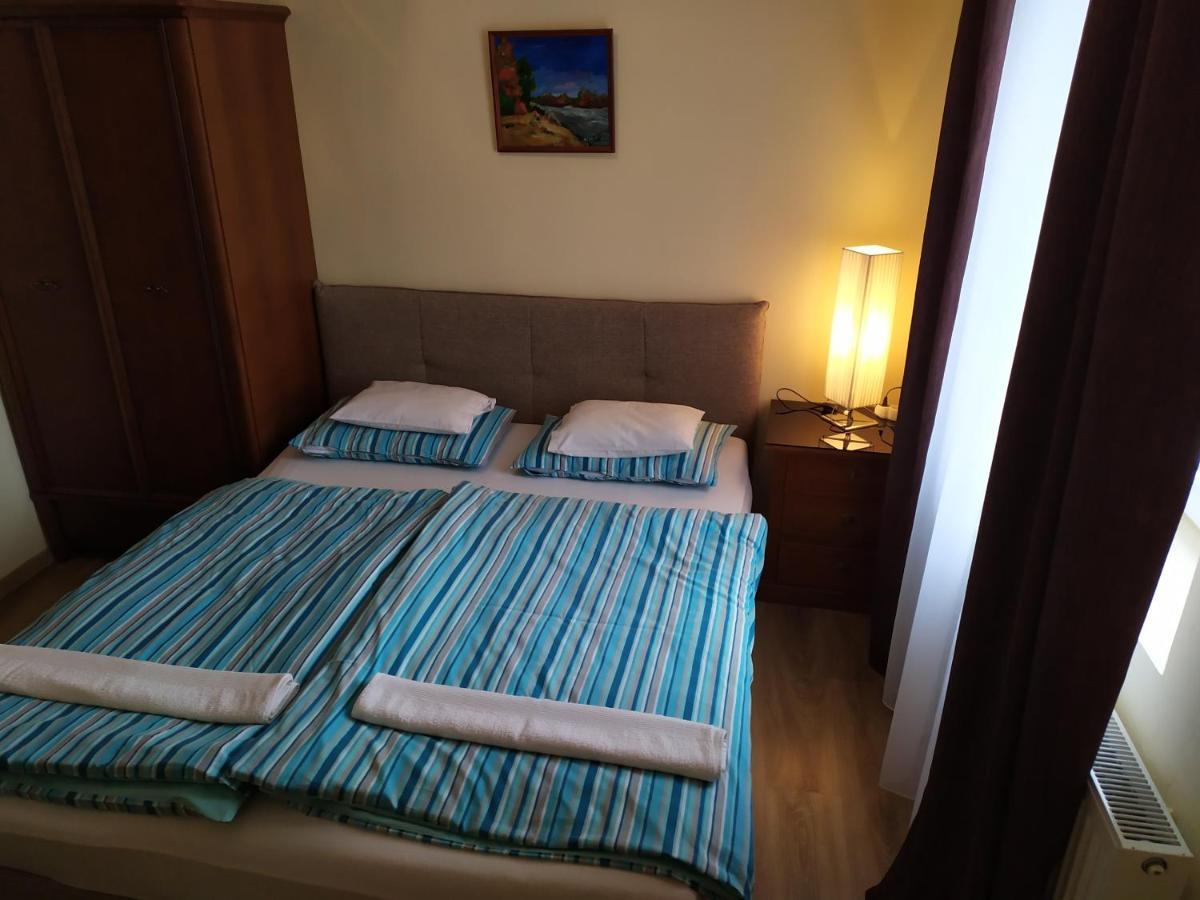 Szilvia Panzio Gyomaendrod Bed & Breakfast Dış mekan fotoğraf