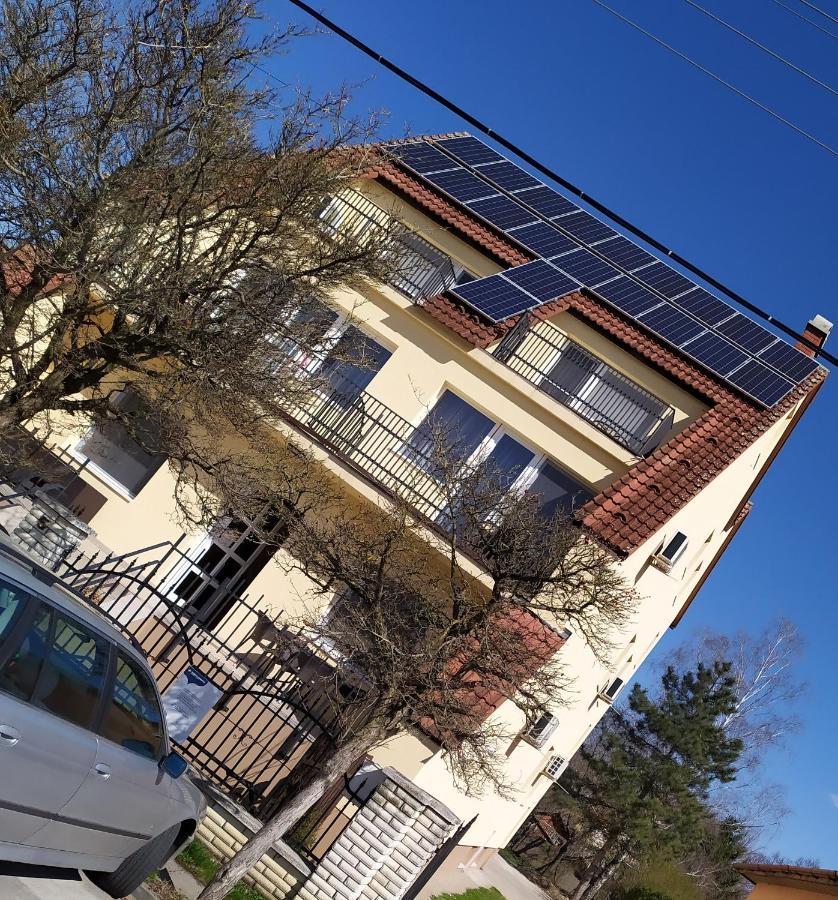 Szilvia Panzio Gyomaendrod Bed & Breakfast Dış mekan fotoğraf
